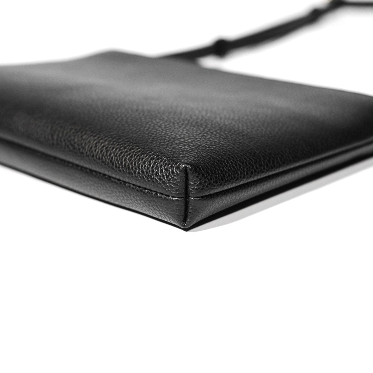 <先行予約 12月15日~発送>Italian Leather Sacoche - aucentic