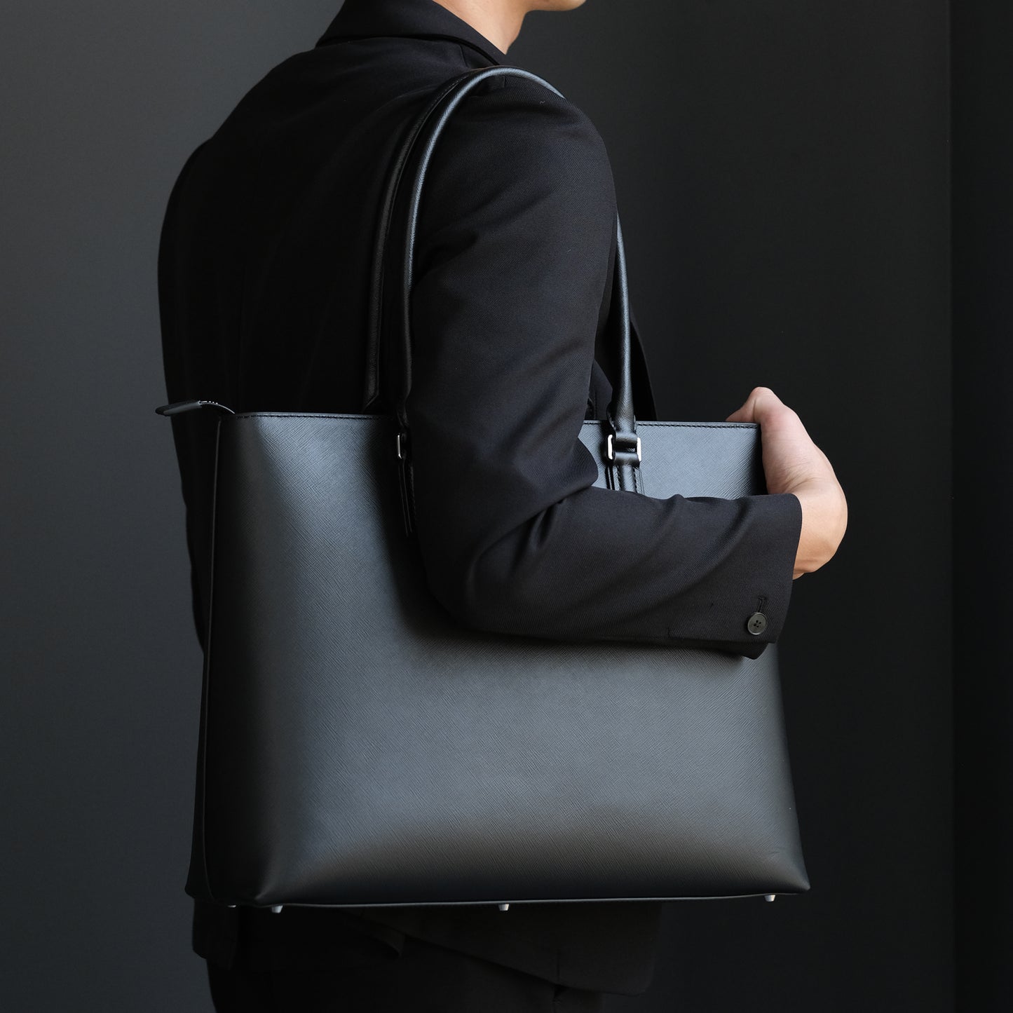 <アウトレット>Italian Saffiano Leather Tote (Black)