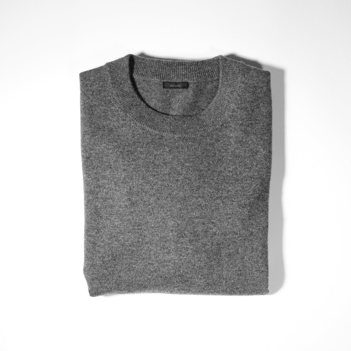 Mongolian Cashmere Crewneck Sweater - aucentic